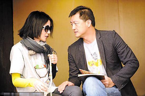 婚纱能照拍朋友圈文案吗_拍婚纱照能带朋友吗_能跟朋友拍婚纱照吗